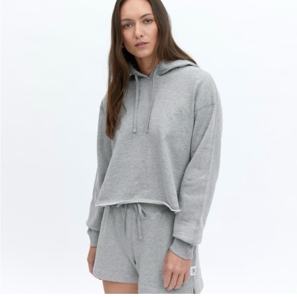 NWT• ARITZIA Reigning Champ •100% Cotton Women’s Lightweight Grey • M & XS